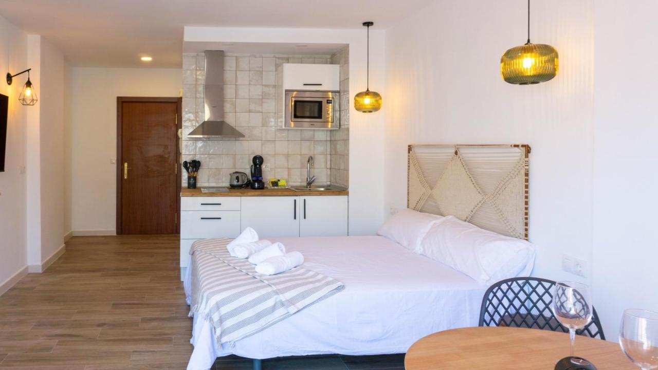 Apartment Carihuela Beach Malaga Torremolinos Exterior foto
